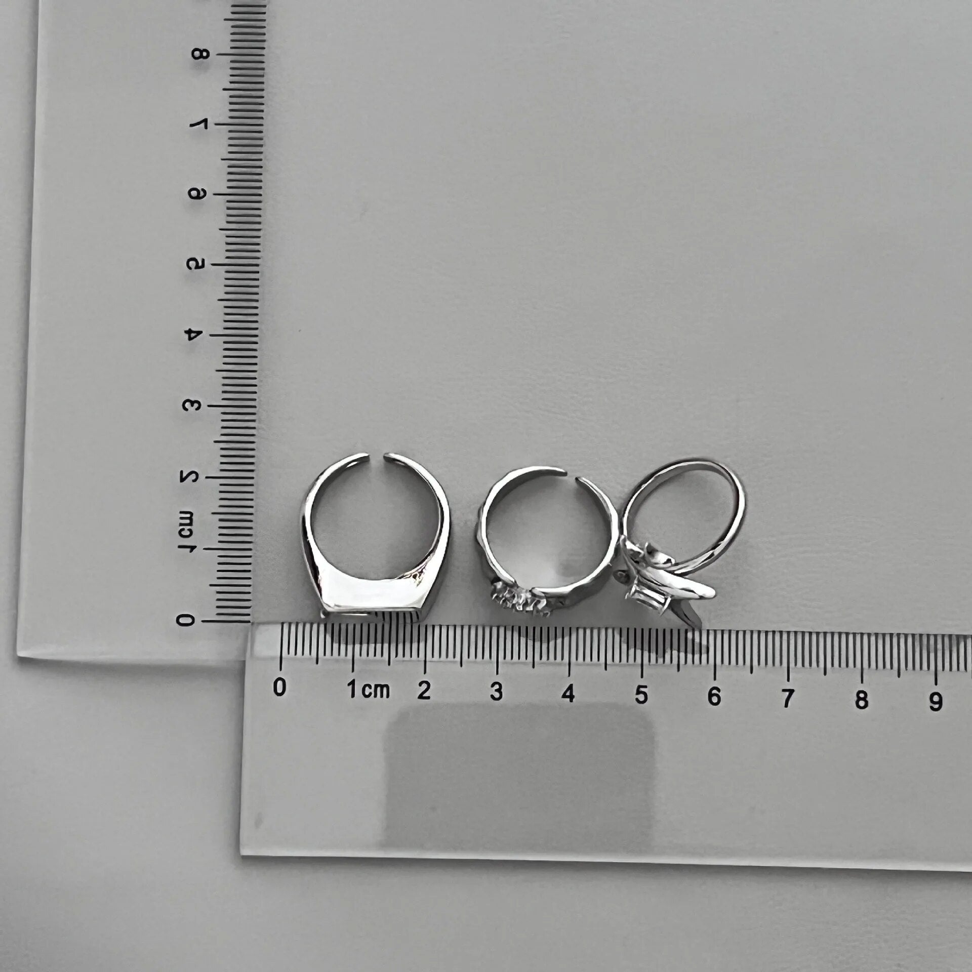 Hiddn Gem Rings