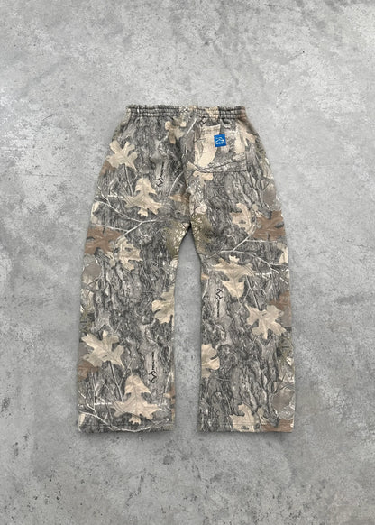 Hiddn Baggy Camo Sweatpants