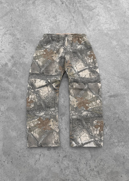 Hiddn Baggy Camo Sweatpants