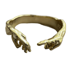 Hiddn Hands Ring